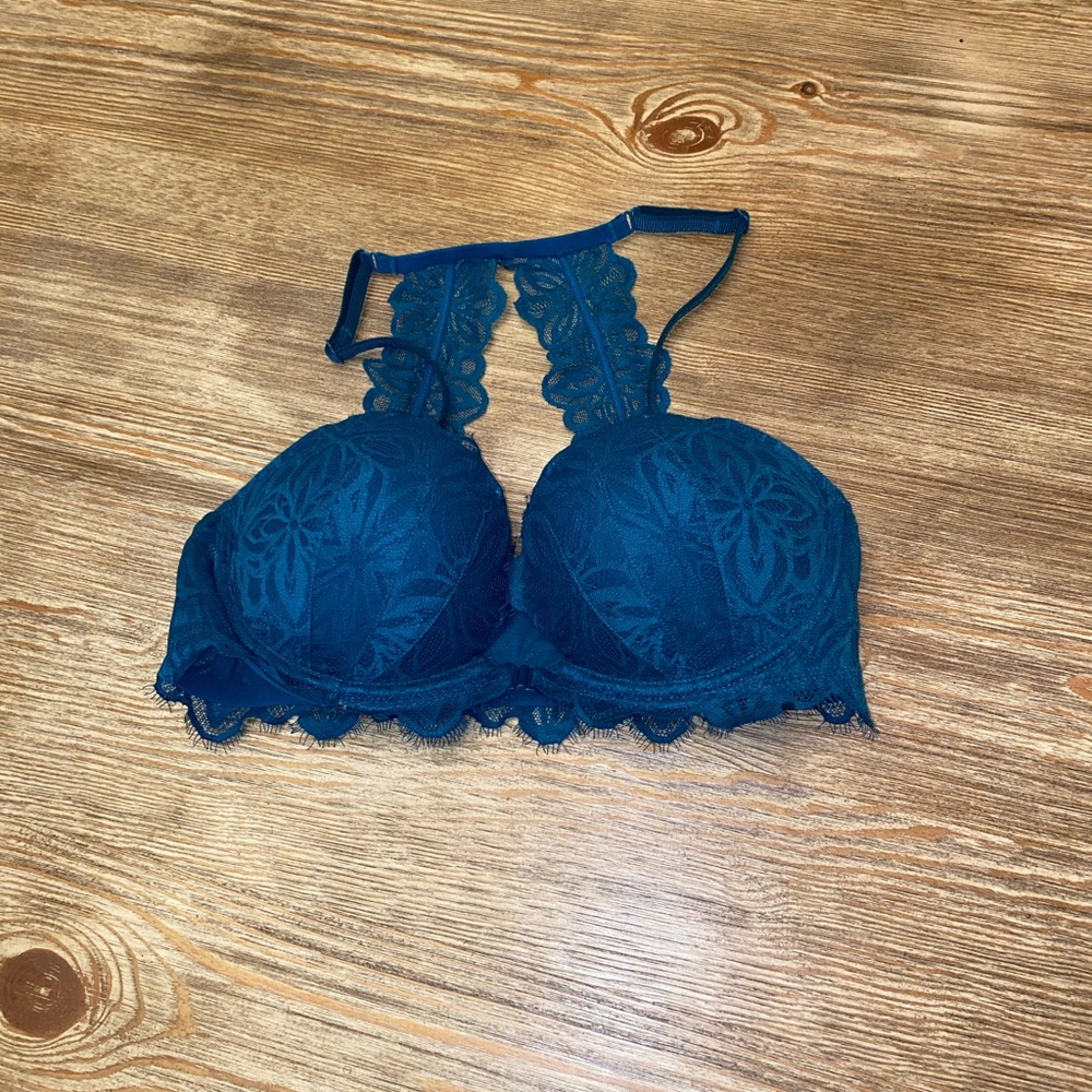 VS Pink Date Night Bra